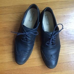 Cole Haan navy leather wingtip oxford